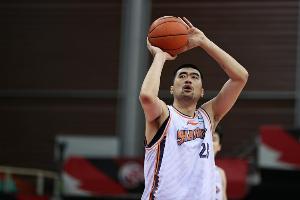 开云体育-曾效力上海&amp;天津 媒体人：张兆旭将加盟宁波男篮教练组