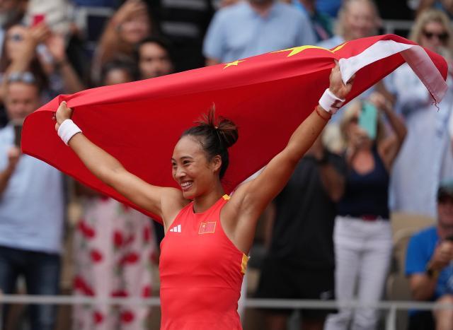 开云体育-郑钦文：我们的金牌和银牌是中国网球的巨大成功