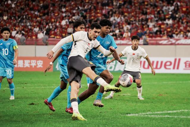 开云app-U22国足PK澳洲或将回归“大脚”：要让对手踢得难受！